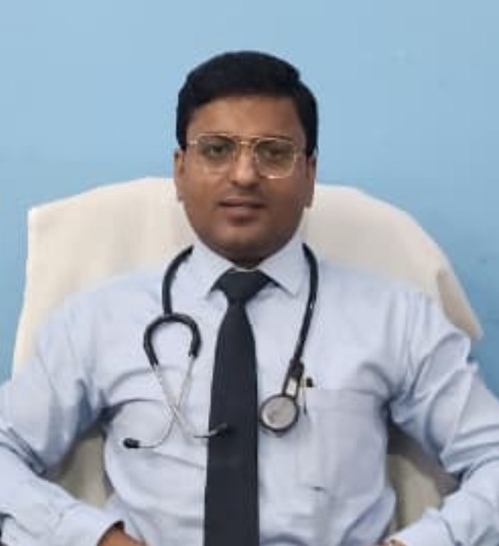 Dr. Colnel Amit Saxena